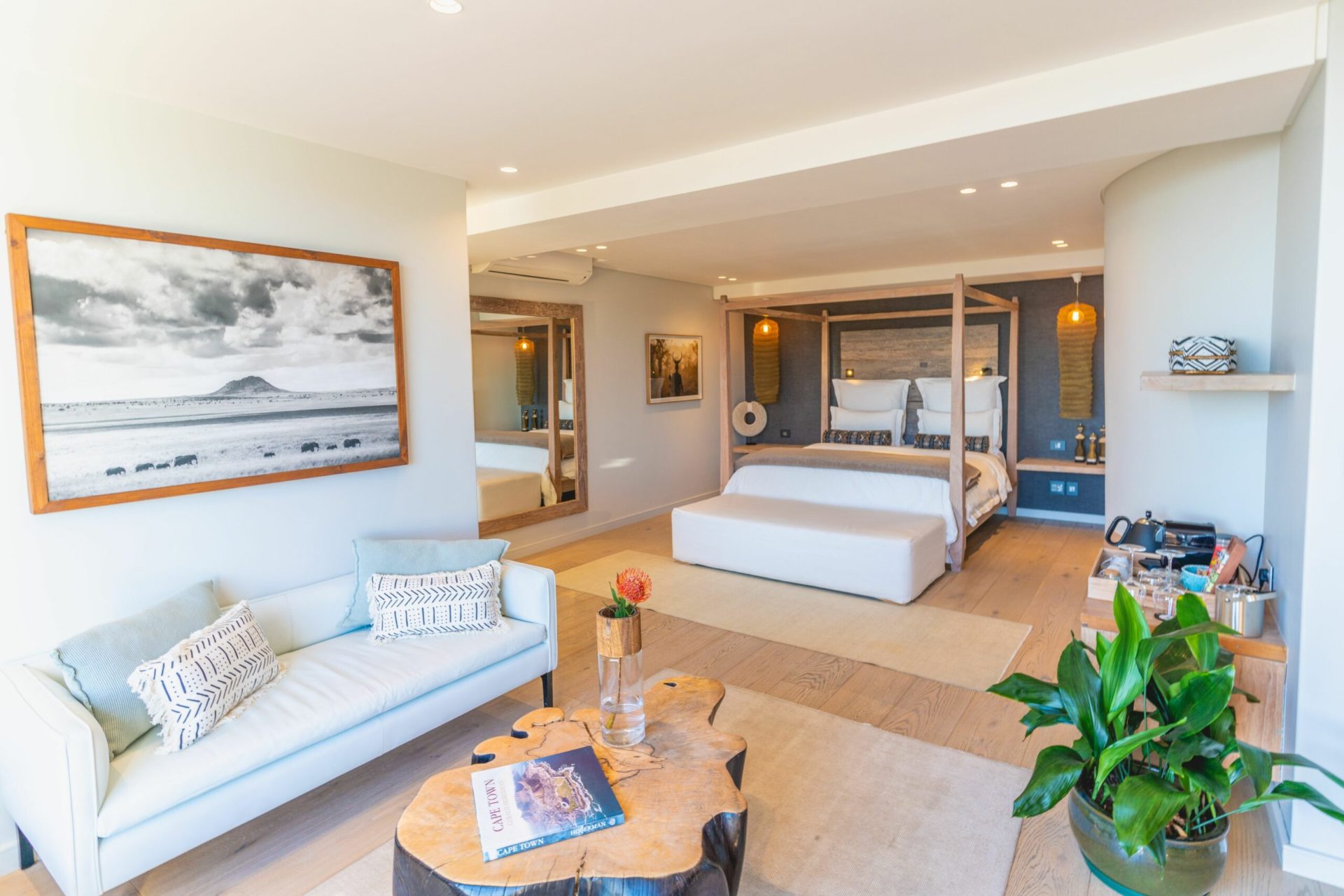 Protea Superior Suite